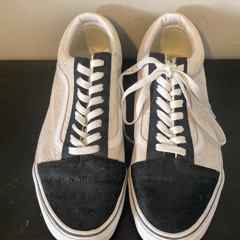 Vans Old Skool Suede Deboss Logo